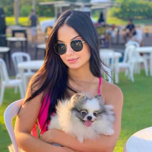 Profile image for pet sitter Thalita