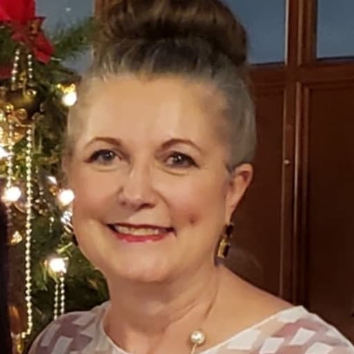 Profile image for pet sitter Leda