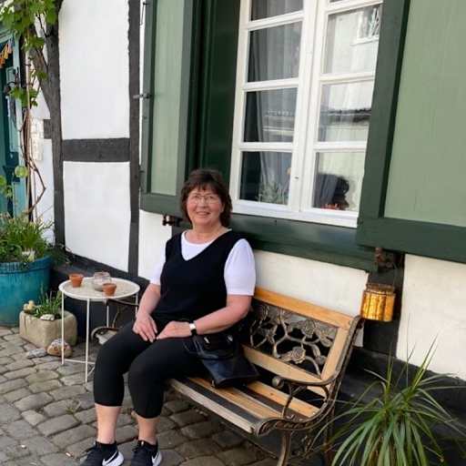 Profile image for pet sitter Irmgard