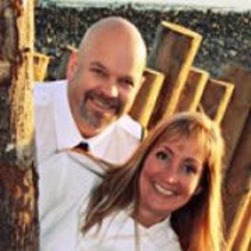 Profile image for pet sitters Tina & Chris