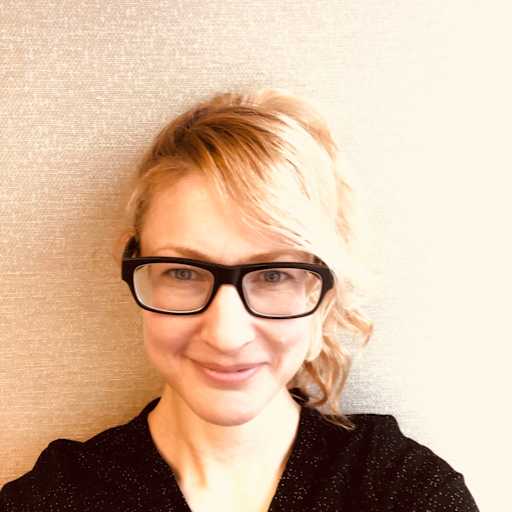 Profile image for pet sitter Anik