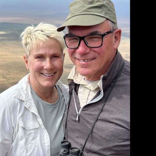 Profile image for pet sitters Michelle & Steven