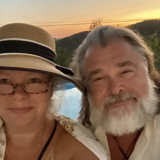 Profile image for pet sitters Marie & Alexandre