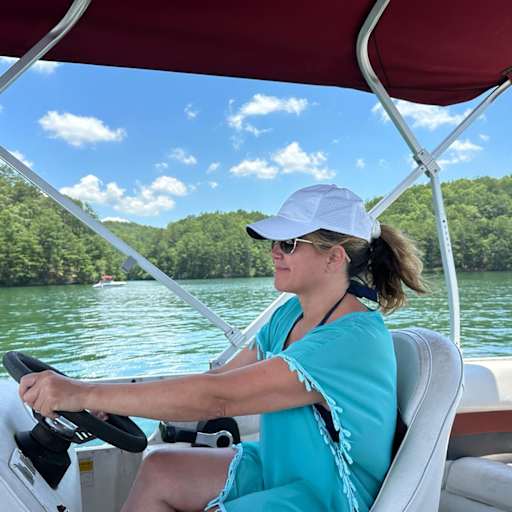 Profile image for pet sitter Laura