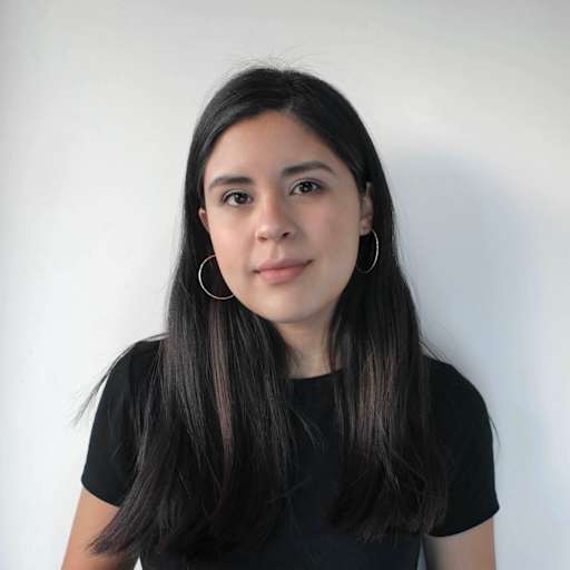 Profile image for pet sitter Joselin Dained