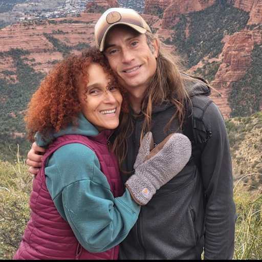 Profile image for pet sitters Danielle & Brandon