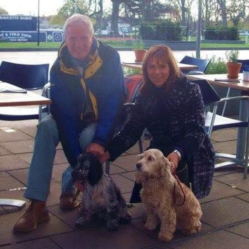 Profile image for pet sitters Wendy & Robert