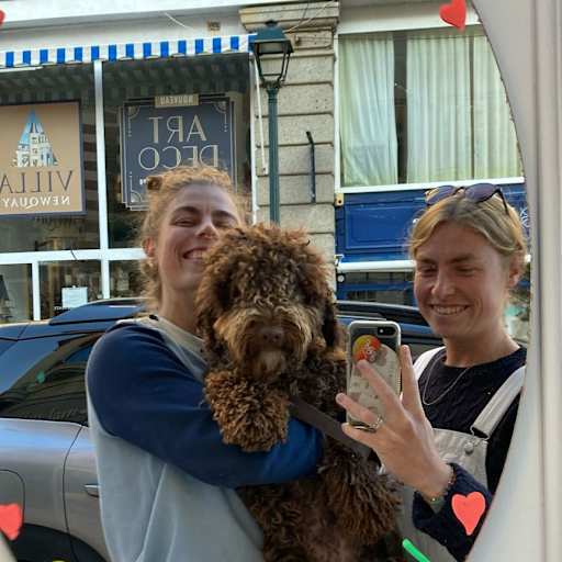 Profile image for pet sitters Emma & Victor