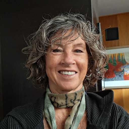 Profile image for pet sitter Linda