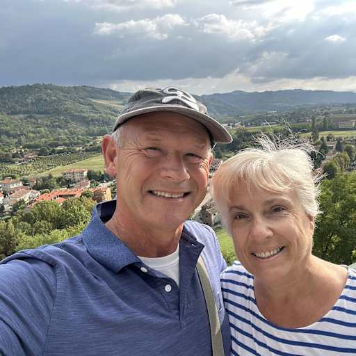 Profile image for pet sitters Roderick & Deborah