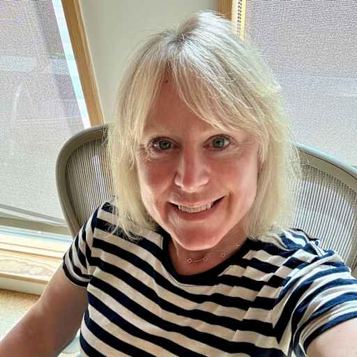 Profile image for pet sitter Julie