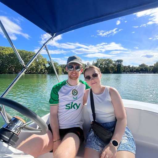 Profile image for pet sitters Rob & Danielle