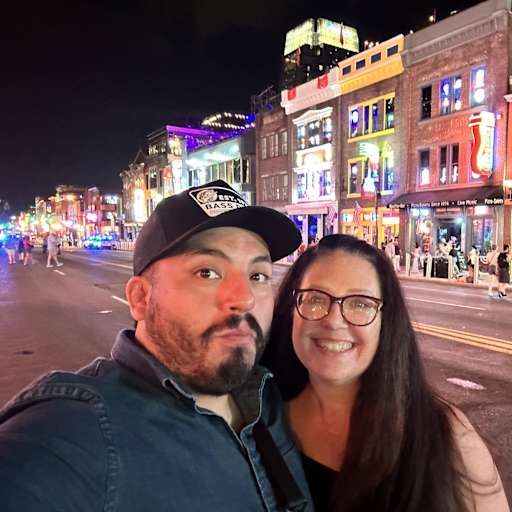 Profile image for pet sitters johanna & Michael