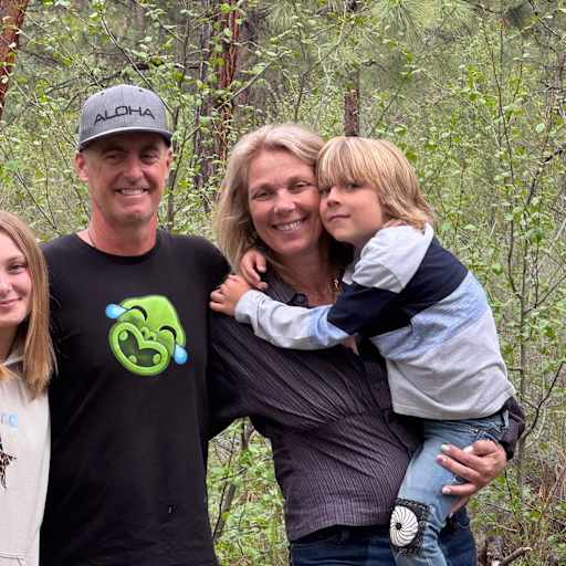 Profile image for pet sitters Kristin & Justin