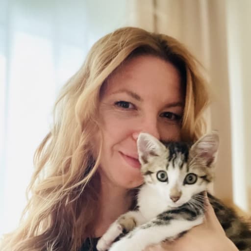 Profile image for pet sitter Elena