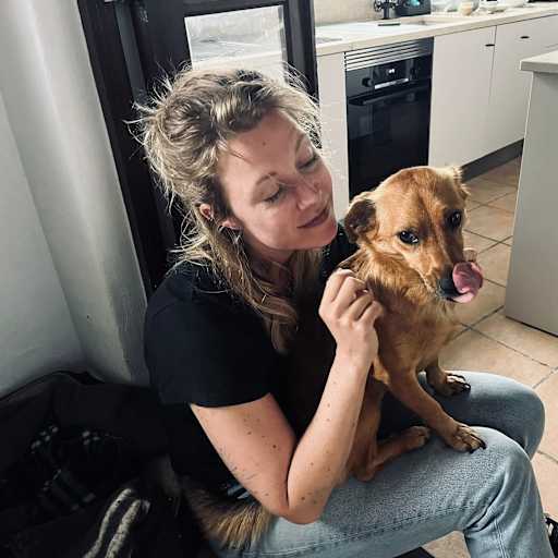 Profile image for pet sitter Emily