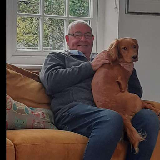 Profile image for pet sitters Gillian & Charles