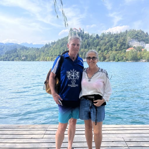 Profile image for pet sitters Ana & Ian