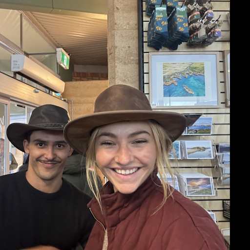 Profile image for pet sitters UMA & Louis