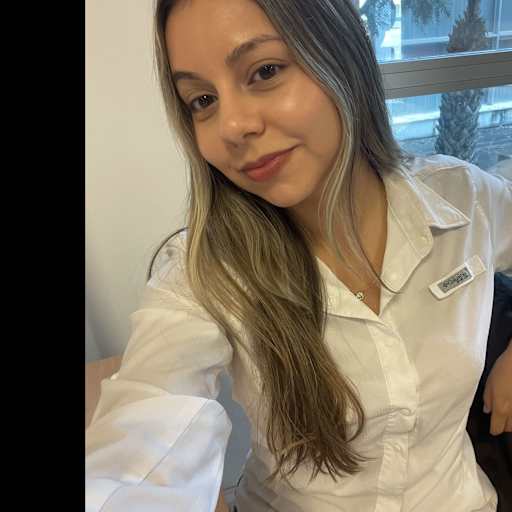 Profile image for pet sitter Fabiola