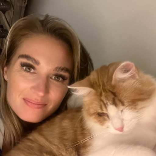 Profile image for pet sitter Victoria