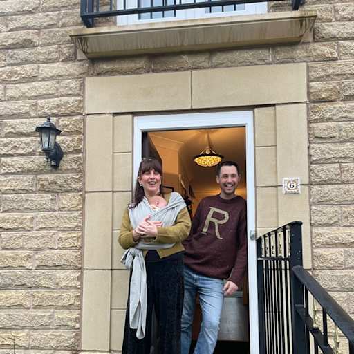 Profile image for pet sitters Hannah & Ryan