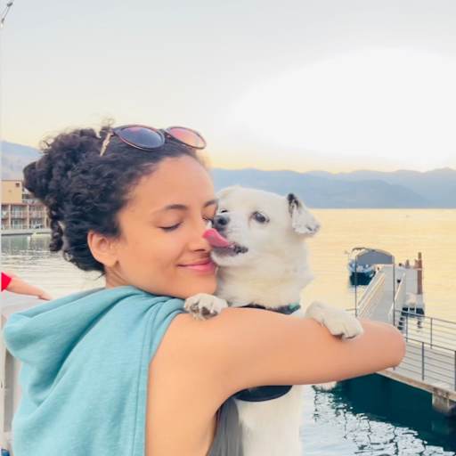 Profile image for pet sitters Eliana & Carmen