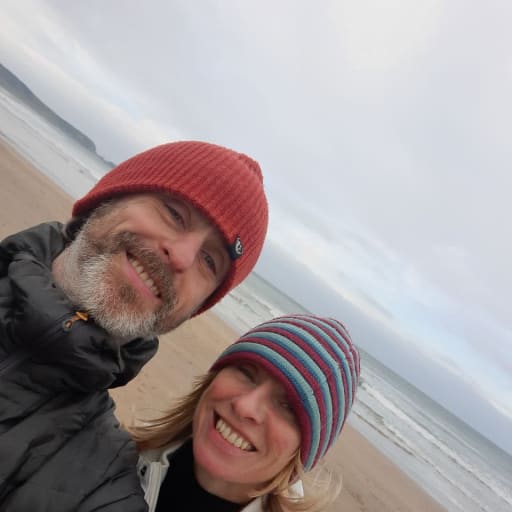 Profile image for pet sitters DEIRDRE & James