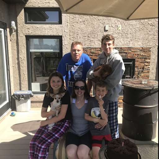 Profile image for pet sitter Lester