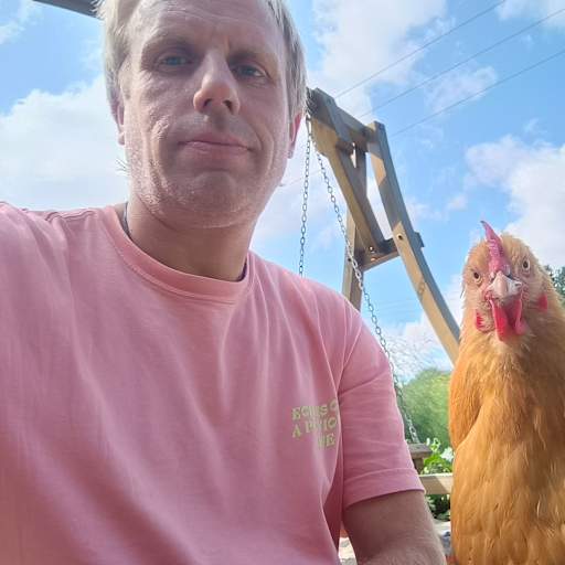 Profile image for pet sitter Jamie Cavers