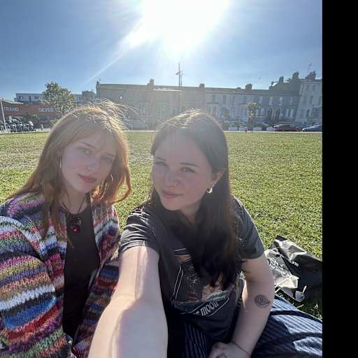 Profile image for pet sitters naoise & Abigail