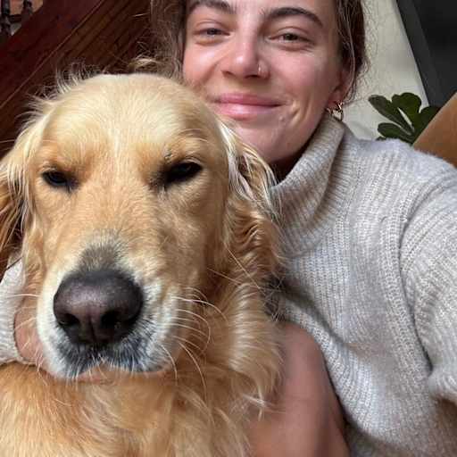 Profile image for pet sitter Isabel