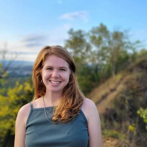 Profile image for pet sitter Sierra