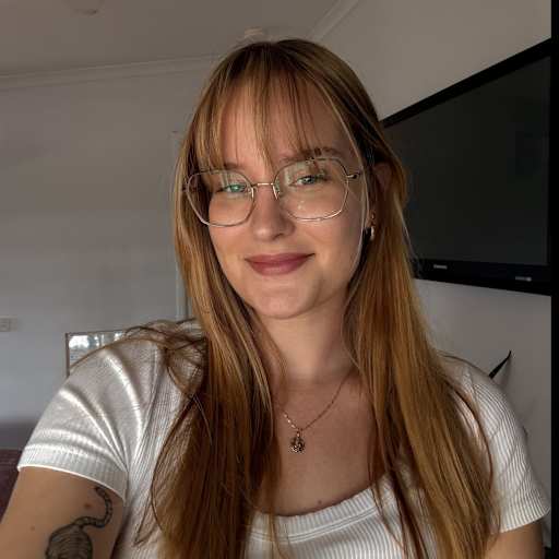 Profile image for pet sitter Kayla