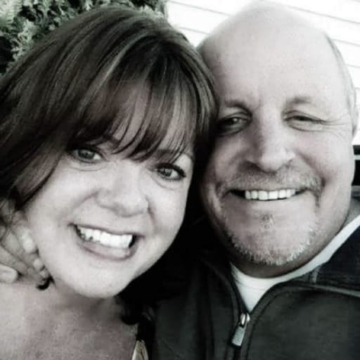 Profile image for pet sitters Elizabeth & Robert 