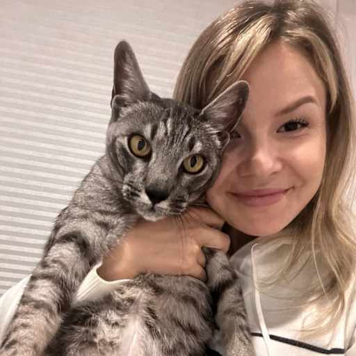 Profile image for pet sitters Rita & Sasha
