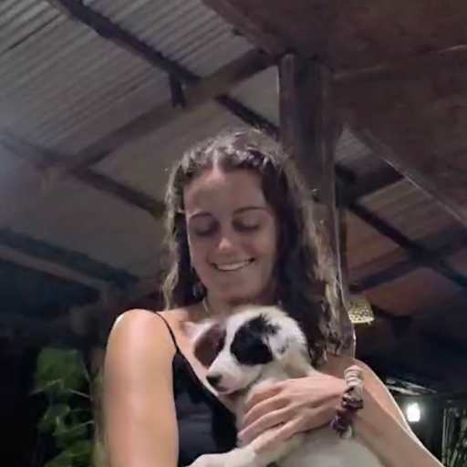 Profile image for pet sitter Coralie
