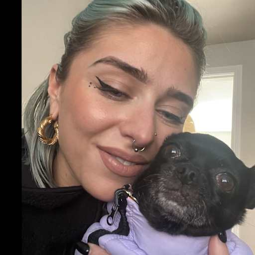 Profile image for pet sitters Hannah & Joao