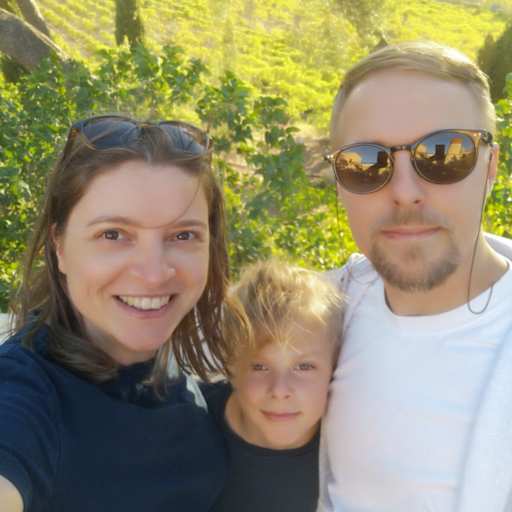 Profile image for pet sitters Anna & Vladimir 