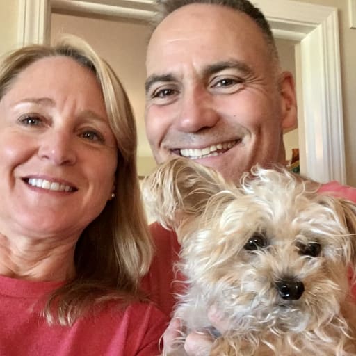 Profile image for pet sitters Jennifer & Kevin
