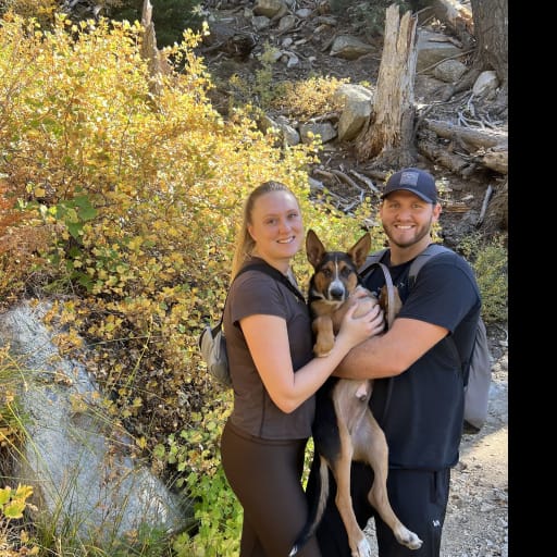 Profile image for pet sitters Sydney & Brady
