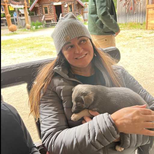 Profile image for pet sitters Candice & Jerry 