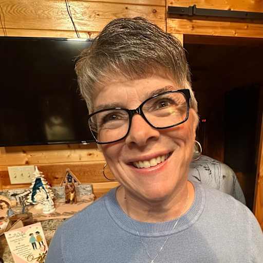 Profile image for pet sitters Teresa & David 