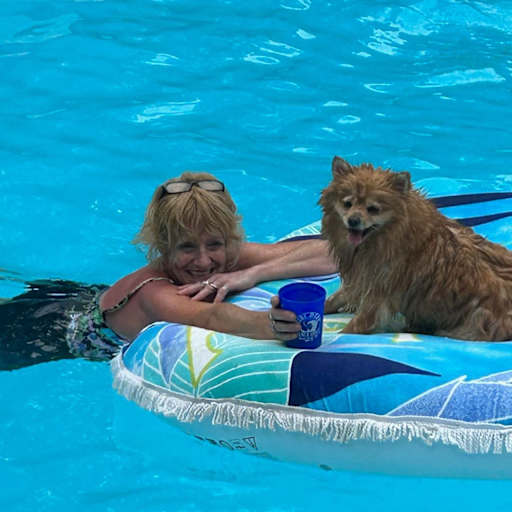 Profile image for pet sitter Janet Garrett