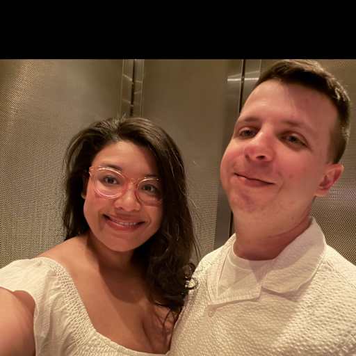 Profile image for pet sitters Nicole & Kyle