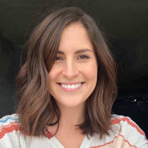 Profile image for pet sitter Lauren