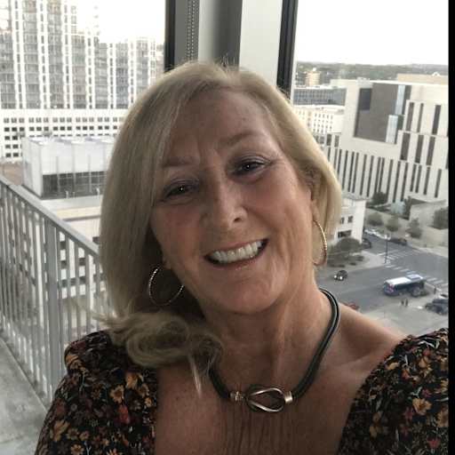 Profile image for pet sitter Yvonne