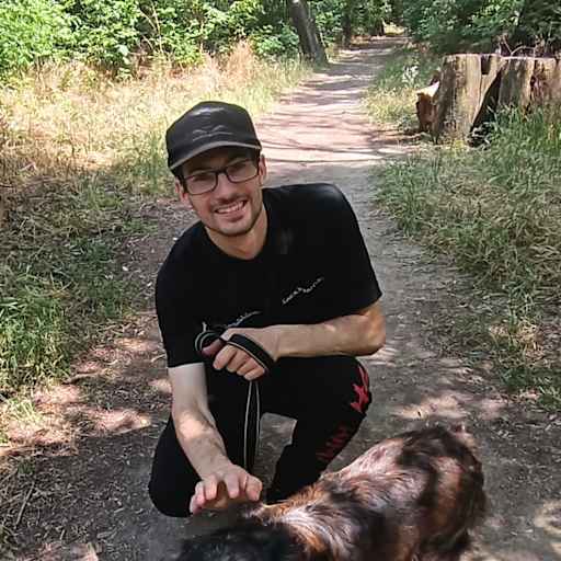 Profile image for pet sitters Áron & Ramóna