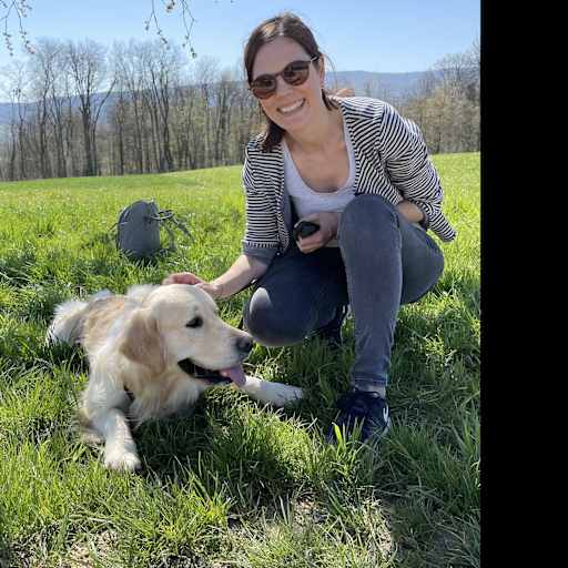 Profile image for pet sitter Angie