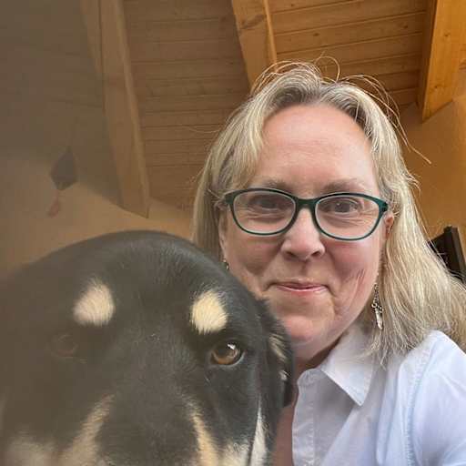 Profile image for pet sitter Caroline